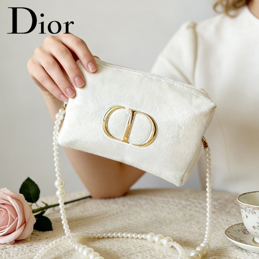 Dior's Bag White Velvet Reista - Women'S Fashion Essentials recensie en prijs